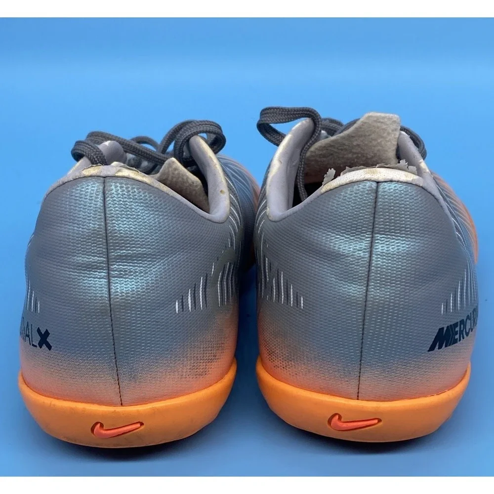 Nike Kids Jr Mercurialx Vapor XI CR7 IC Indoor Soccer‎ Cleats size 2Y